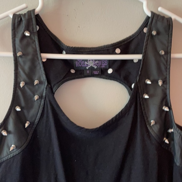 Vintage Royal bones spiked tank - Picture 2 of 3